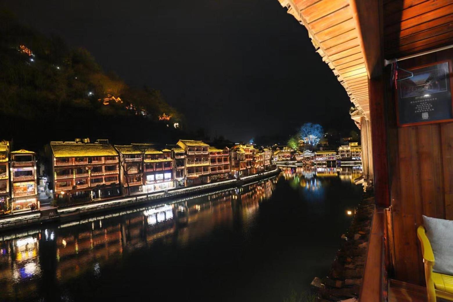 Fenghuang Ancient Town Lazy Cat Riverside Inn Exteriér fotografie