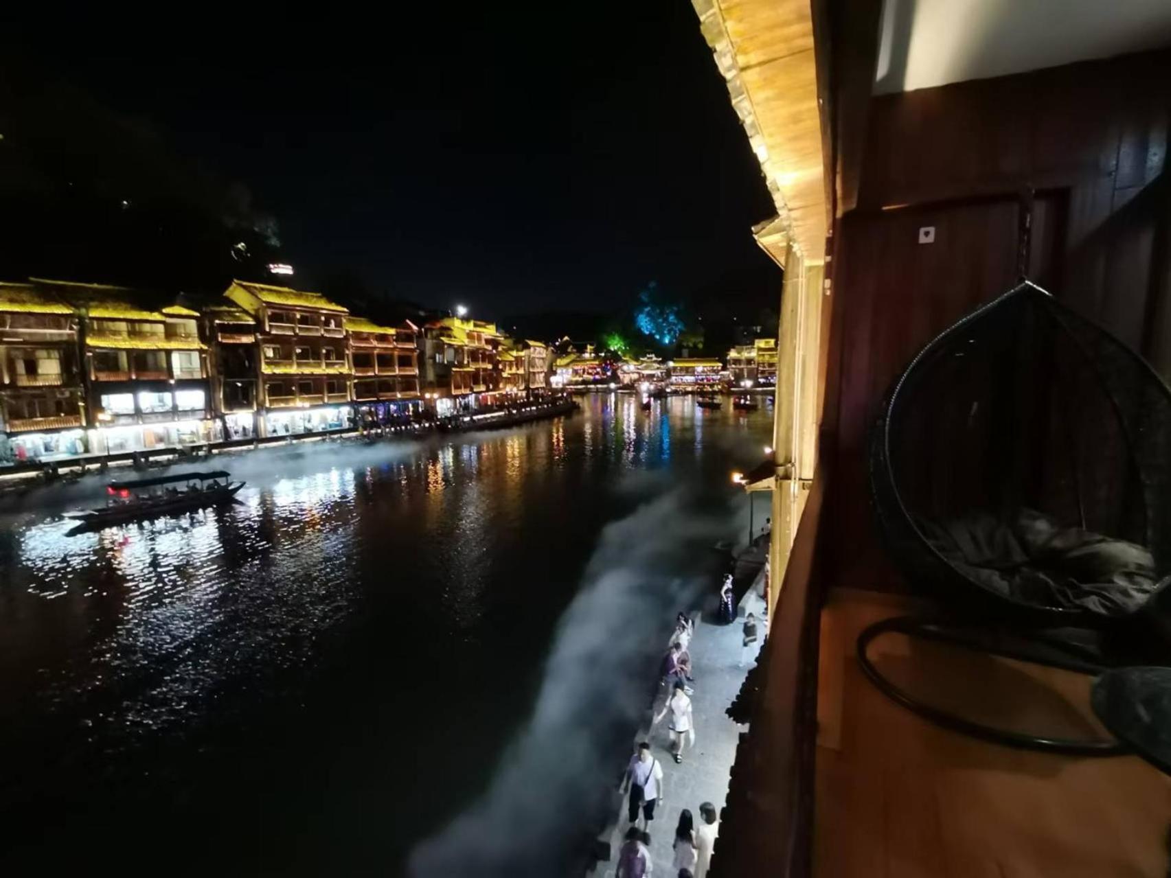 Fenghuang Ancient Town Lazy Cat Riverside Inn Exteriér fotografie