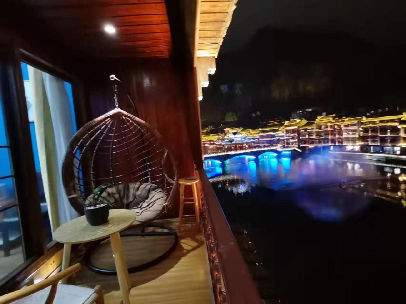 Fenghuang Ancient Town Lazy Cat Riverside Inn Exteriér fotografie